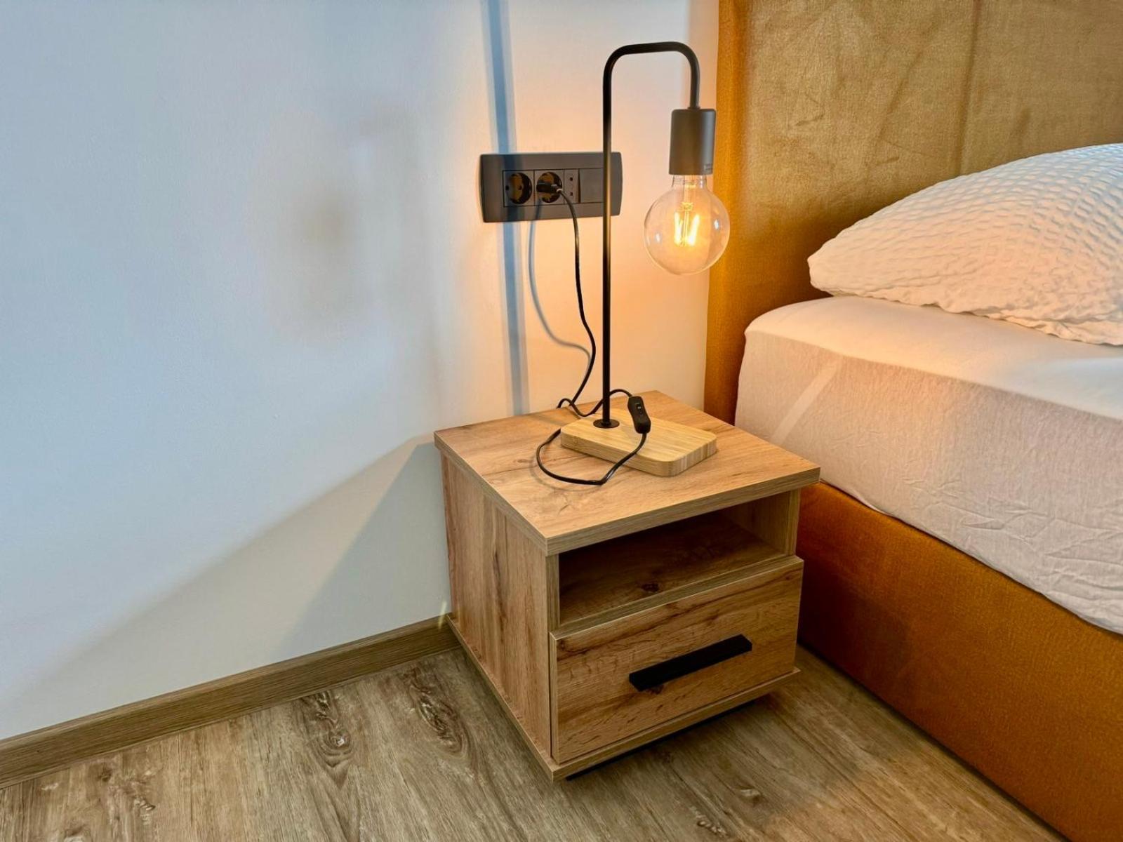 Nur Apartment Bled Buitenkant foto