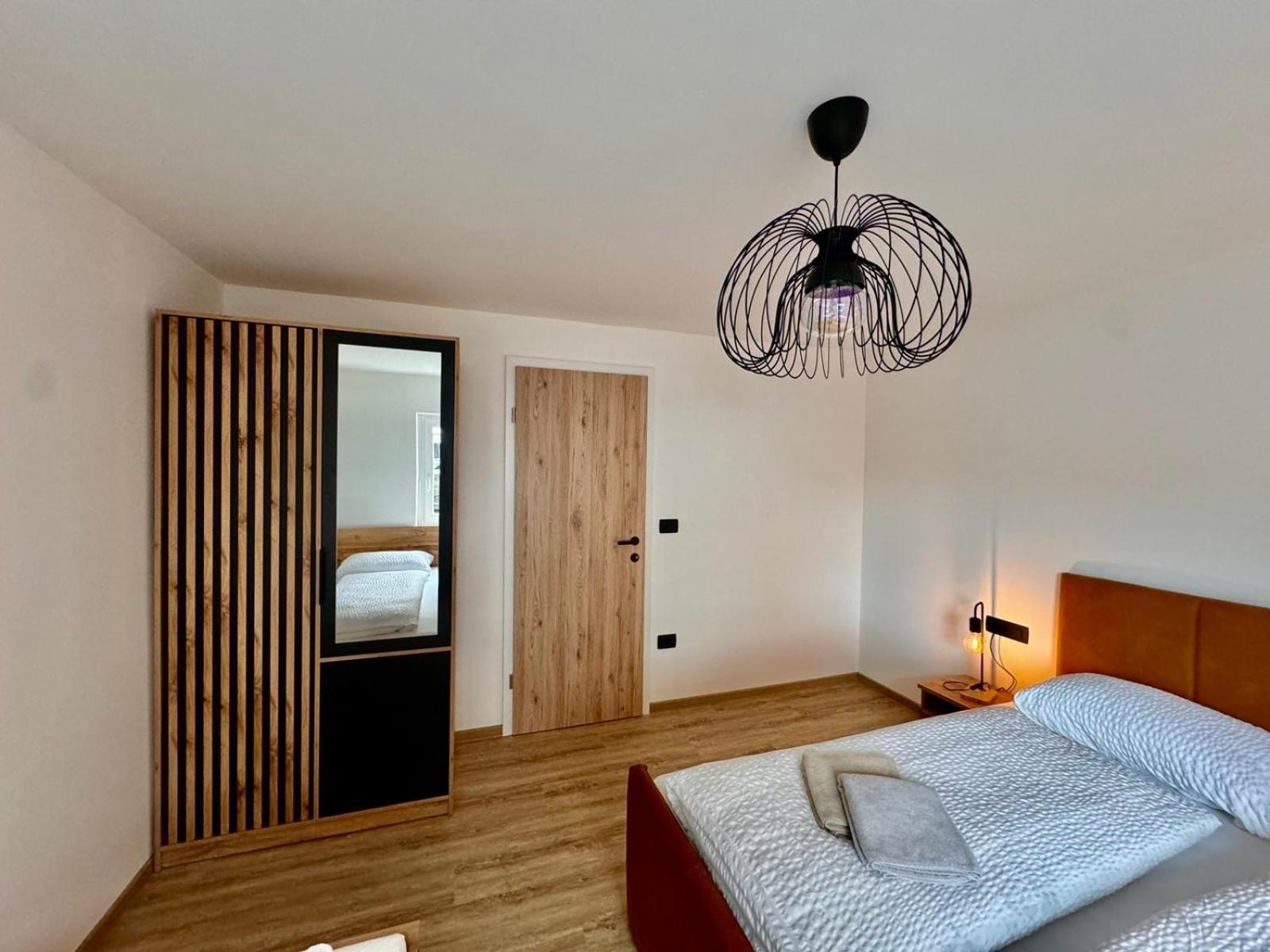 Nur Apartment Bled Buitenkant foto
