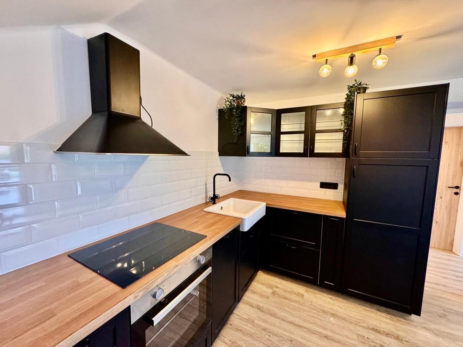 Nur Apartment Bled Buitenkant foto