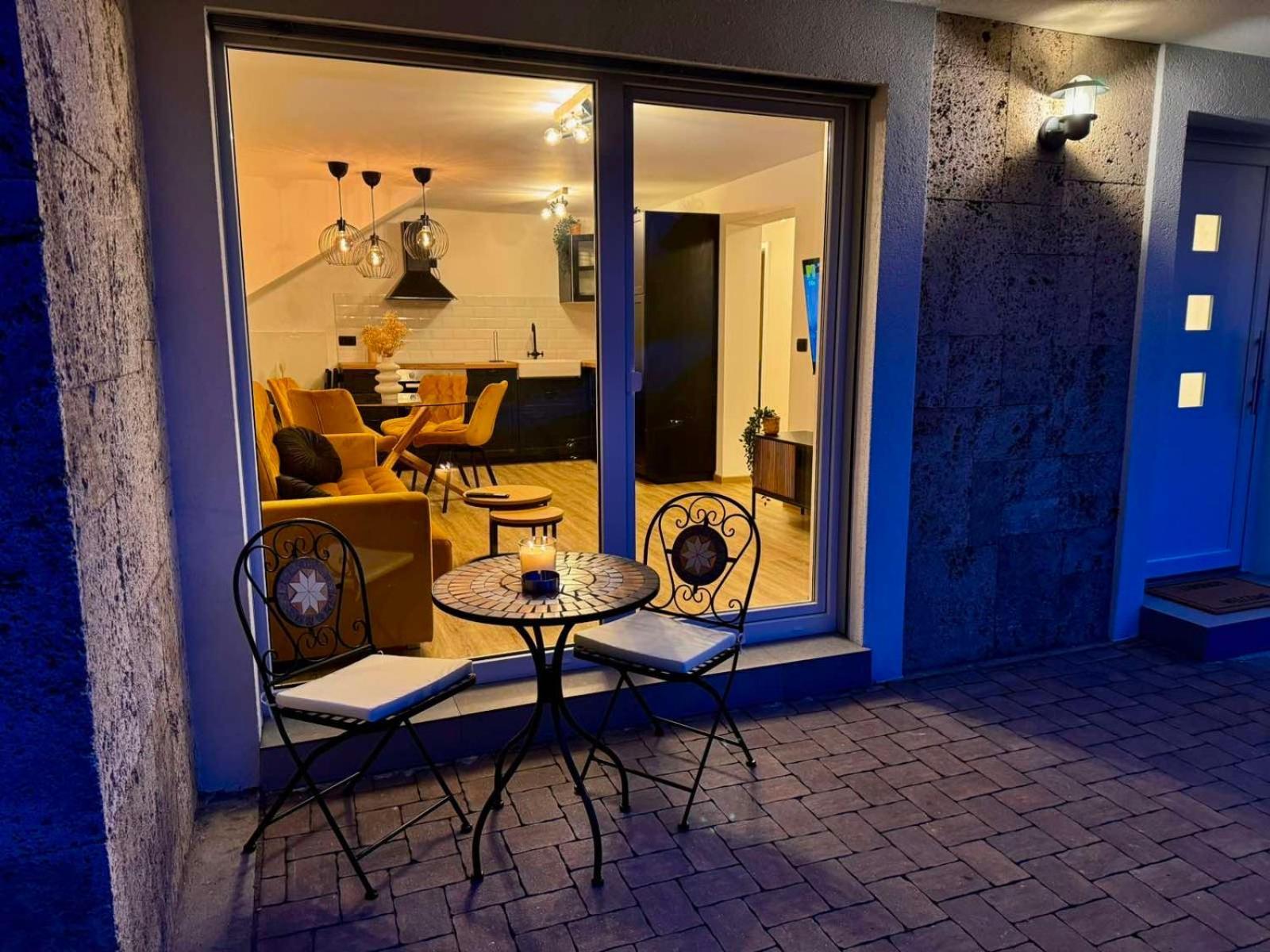 Nur Apartment Bled Buitenkant foto