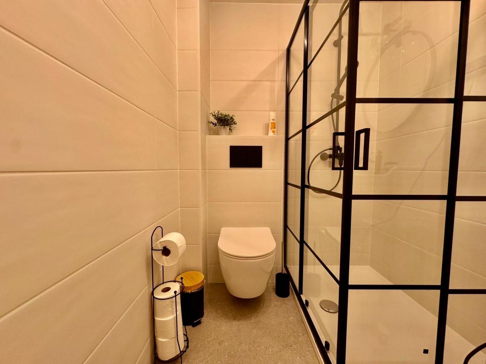 Nur Apartment Bled Buitenkant foto